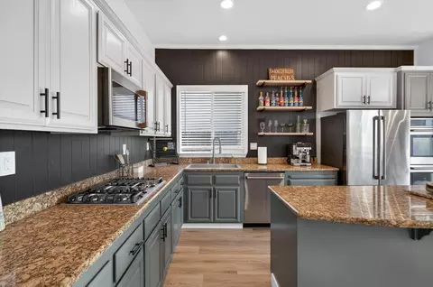 Kitchen - 970 Monterey Way, Plumas Lake, CA 95961 photo 3 of 7