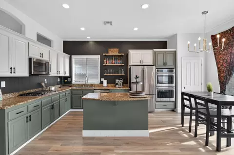 Kitchen - 970 Monterey Way, Plumas Lake, CA 95961 photo 5 of 7