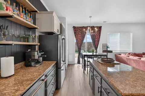Kitchen - 970 Monterey Way, Plumas Lake, CA 95961 photo 2 of 7