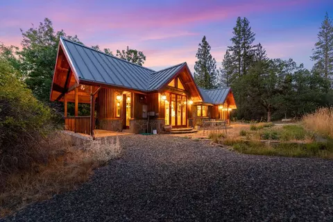 125 Old Orch, Weaverville, CA 96093