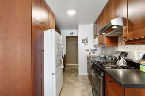 Kitchen - 2617 Loyola Dr, Davis, CA 95618 photo 2 of 6