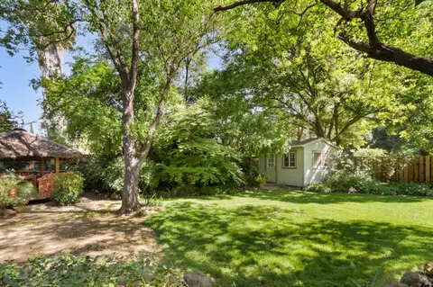 Exterior - 2617 Loyola Dr, Davis, CA 95618 photo 4 of 19