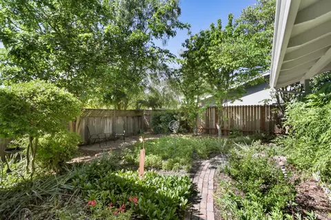 Exterior - 2617 Loyola Dr, Davis, CA 95618 photo 19 of 19