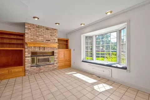 Living - 3557 Bankhead Rd, Loomis, CA 95650 photo 3 of 8
