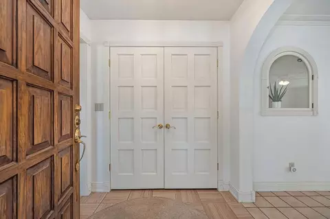 Entry Way - 3557 Bankhead Rd, Loomis, CA 95650 photo 5 of 11