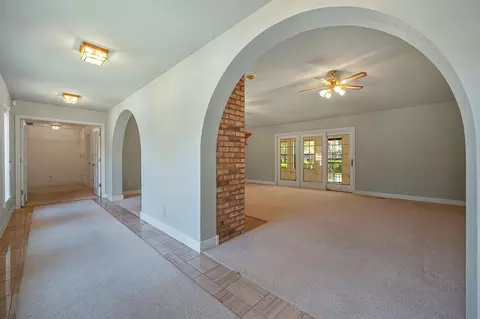 Entry Way - 3557 Bankhead Rd, Loomis, CA 95650 photo 6 of 11