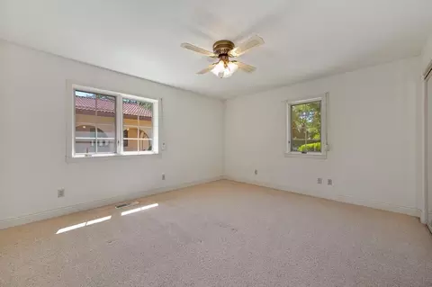 Bedroom - 3557 Bankhead Rd, Loomis, CA 95650 photo 4 of 7