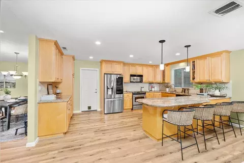 6242 Valor Way, Carmichael, CA 95608 photo 2