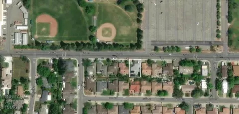 View/Area - 5316 Engle Rd, Carmichael, CA 95608 photo 1 of 2