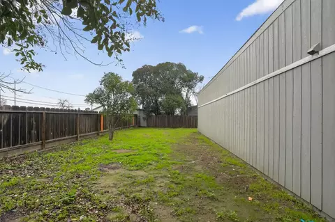 418 E Granger Ave, Modesto, CA 95350 photo 19