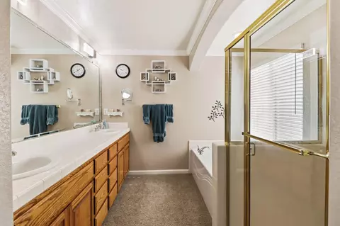 Bath - 6213 Canvasback Ct, Rocklin, CA 95765 photo 2 of 6