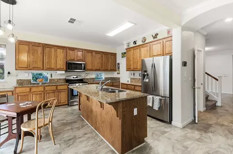Kitchen - 6213 Canvasback Ct, Rocklin, CA 95765 photo 2 of 5