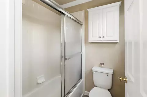 Bath - 6213 Canvasback Ct, Rocklin, CA 95765 photo 6 of 6