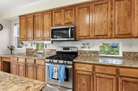 Kitchen - 6213 Canvasback Ct, Rocklin, CA 95765 photo 4 of 5
