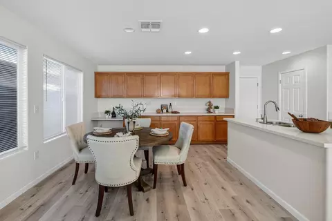 Dining - 1530 Maryclair Dr, Olivehurst, CA 95961 photo 4 of 4