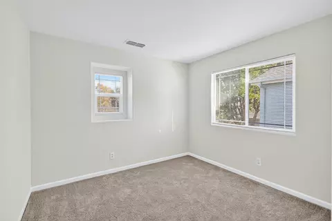 Bedroom - 1530 Maryclair Dr, Olivehurst, CA 95961 photo 7 of 11