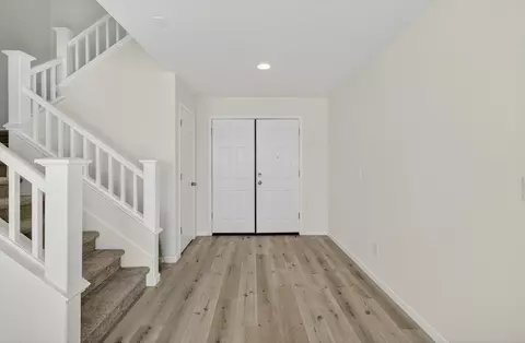 Entry Way - 1530 Maryclair Dr, Olivehurst, CA 95961 photo 4 of 18