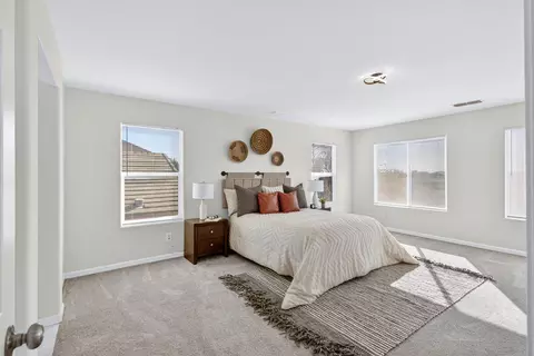 Bedroom - 1530 Maryclair Dr, Olivehurst, CA 95961 photo 9 of 11