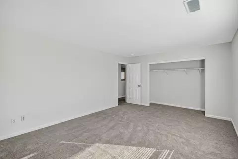 Bedroom - 1530 Maryclair Dr, Olivehurst, CA 95961 photo 4 of 11