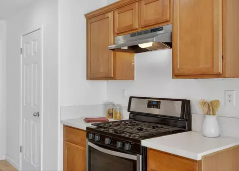 Kitchen - 1530 Maryclair Dr, Olivehurst, CA 95961 photo 1 of 4