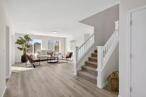 Entry Way - 1530 Maryclair Dr, Olivehurst, CA 95961 photo 3 of 18