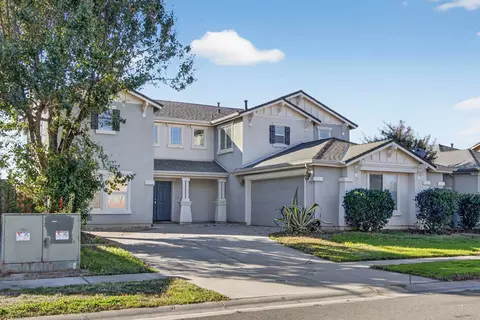 Exterior - 1530 Maryclair Dr, Olivehurst, CA 95961 photo 2 of 8