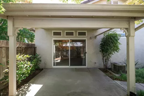 2123 Spring Blossom Ln, Turlock, CA 95382 photo 27
