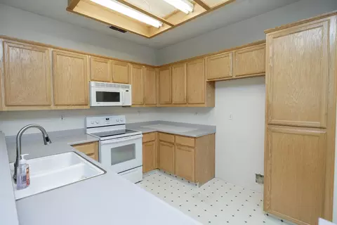 2123 Spring Blossom Ln, Turlock, CA 95382 photo 12