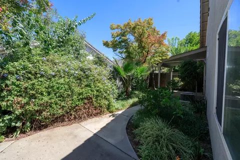 2123 Spring Blossom Ln, Turlock, CA 95382 photo 35
