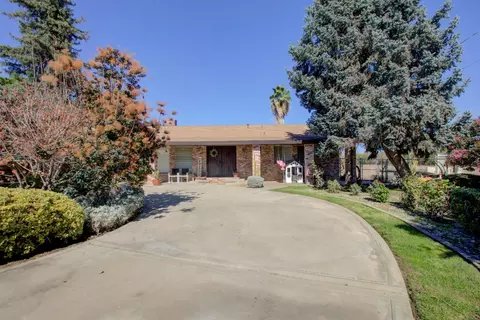 4455 E Whitmore Ave, Ceres, CA 95307 photo 1