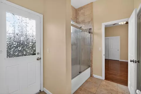 Bath - 9601 Stablegate Rd, Wilton, CA 95693 photo 13 of 13