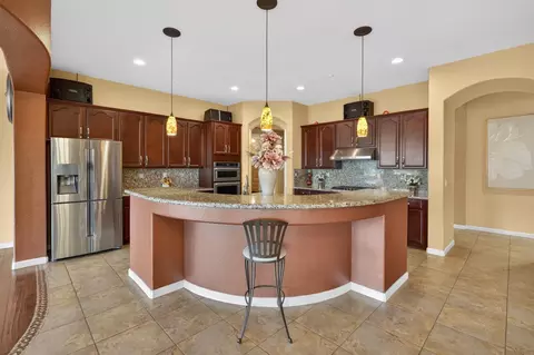 Kitchen - 9601 Stablegate Rd, Wilton, CA 95693 photo 4 of 10