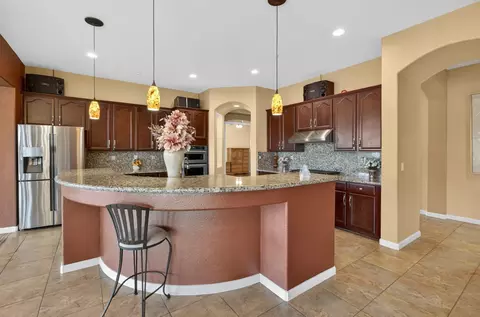 Kitchen - 9601 Stablegate Rd, Wilton, CA 95693 photo 7 of 10