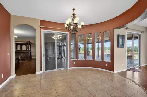Dining - 9601 Stablegate Rd, Wilton, CA 95693 photo 1 of 1