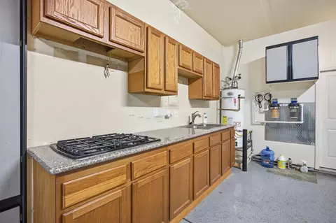 Kitchen - 9601 Stablegate Rd, Wilton, CA 95693 photo 10 of 10