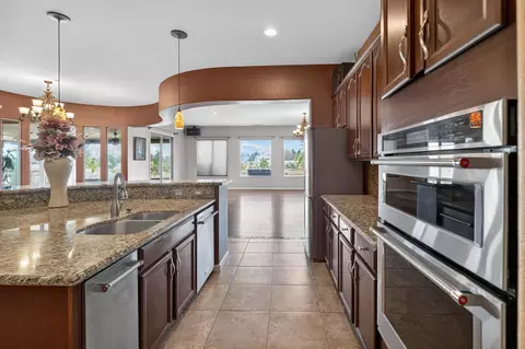 Kitchen - 9601 Stablegate Rd, Wilton, CA 95693 photo 2 of 10