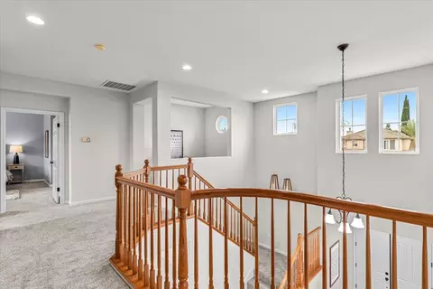 Entry Way - 544 Glenbriar Cir, Tracy, CA 95377 photo 8 of 12