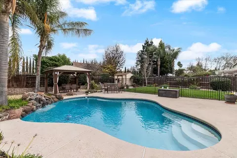 Exterior - 544 Glenbriar Cir, Tracy, CA 95377 photo 20 of 22