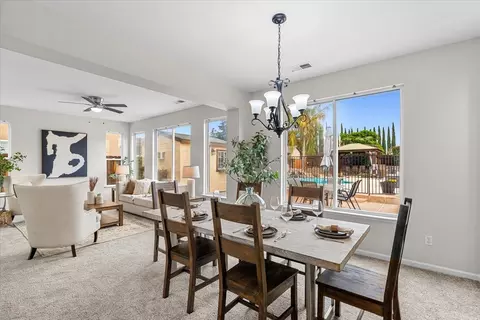 Dining - 544 Glenbriar Cir, Tracy, CA 95377 photo 2 of 6