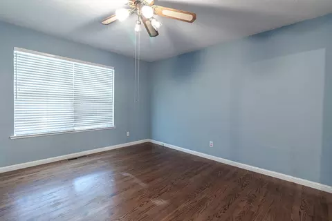 Bedroom - 1250 Slayton Dr, Manteca, CA 95336 photo 2 of 4