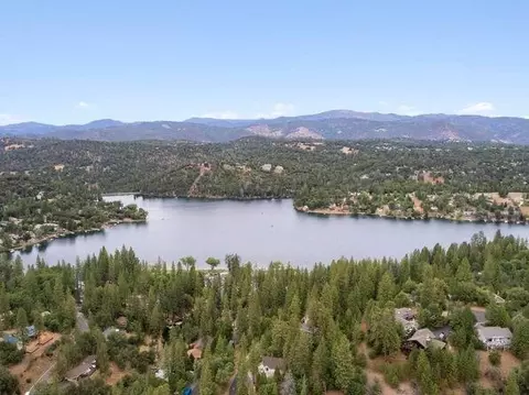 0 2-15 Mueller, Groveland, CA 95321