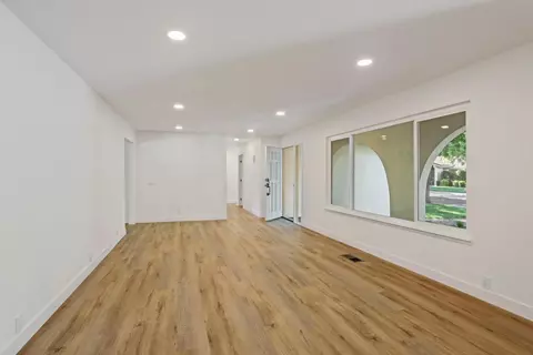 Living - 2629 Marblehead Cir, Modesto, CA 95355 photo 1 of 7