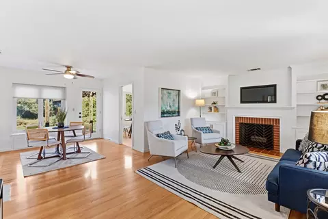 Living - 709 A St, Davis, CA 95616 photo 1 of 5