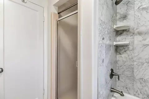 Bath - 709 A St, Davis, CA 95616 photo 5 of 6