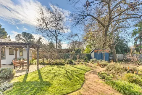 Exterior - 709 A St, Davis, CA 95616 photo 11 of 24