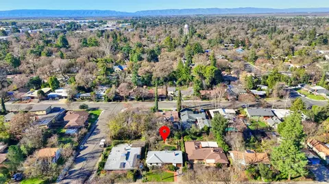 View/Area - 709 A St, Davis, CA 95616 photo 4 of 9