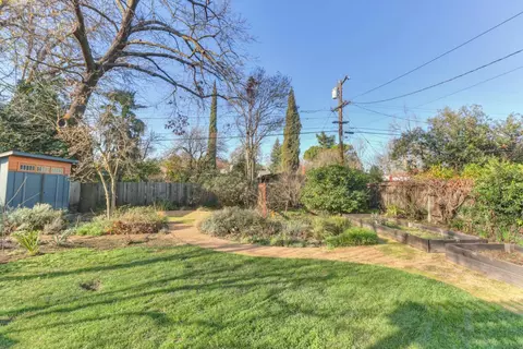 Exterior - 709 A St, Davis, CA 95616 photo 9 of 24