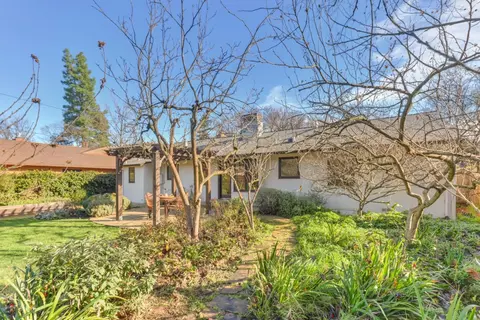 Exterior - 709 A St, Davis, CA 95616 photo 16 of 24