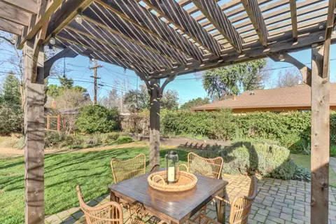 Exterior - 709 A St, Davis, CA 95616 photo 8 of 24