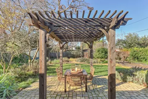 Exterior - 709 A St, Davis, CA 95616 photo 7 of 24